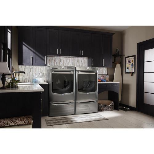 Maytag Maytag 5.0 cu. ft. Smart Front Load Washer with Extra Power and 24-Hr Fresh Hold® option (Metallic Slate) 2